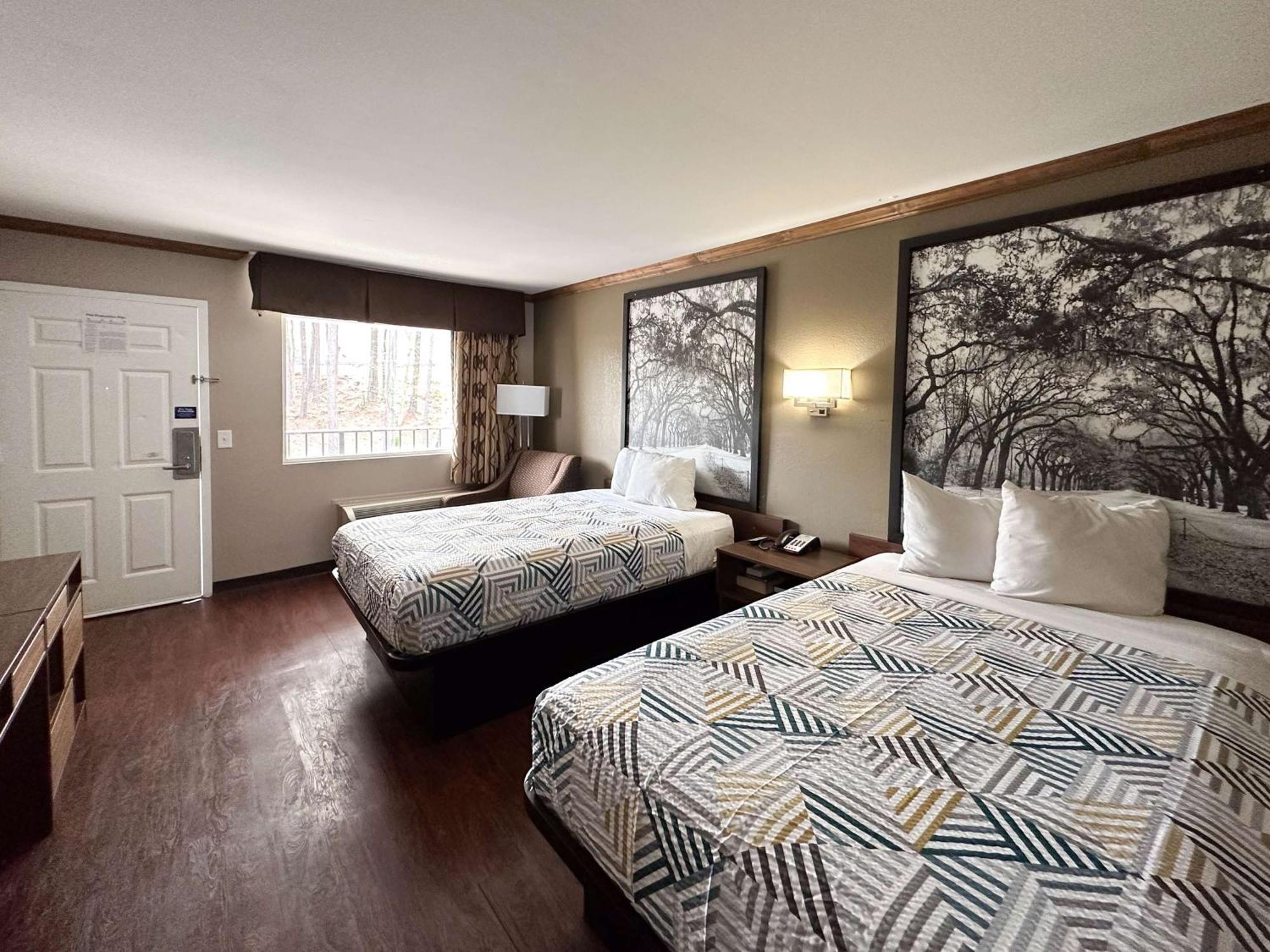 Motel 6 Atlanta Ga Atlanta Airport East Eksteriør bilde